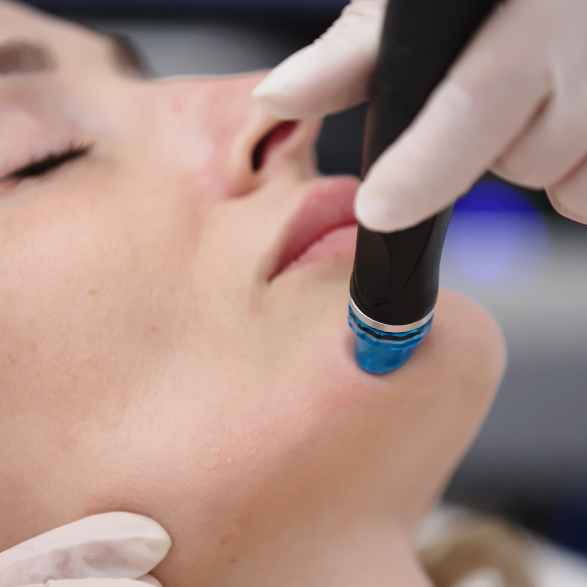 FORM Signature Medical Facial